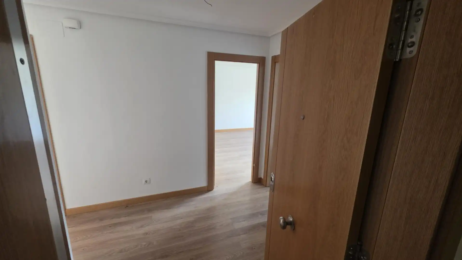 Planta baja en  Calle Valdian 25 - Foto 3