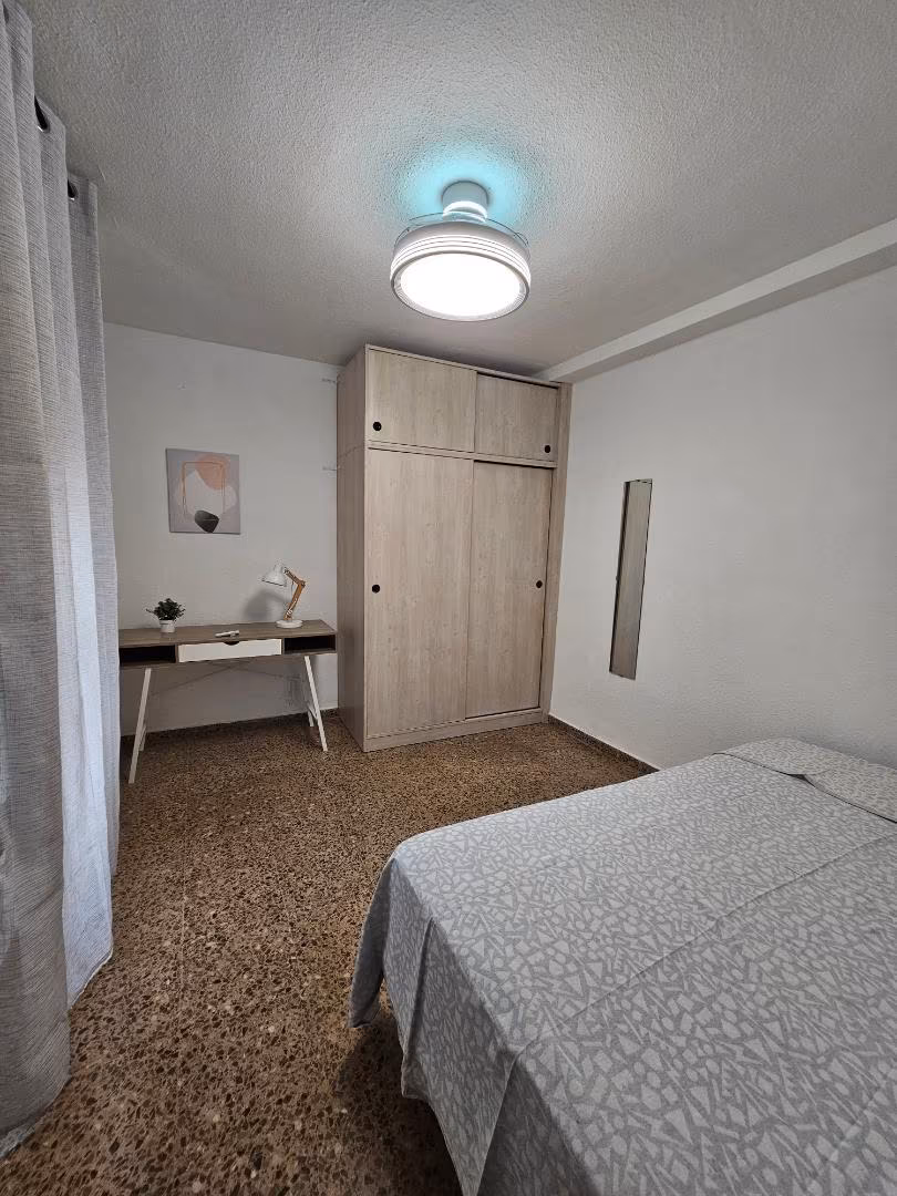 Piso en  Carrer de Sixto Cámara 67 - Foto 3
