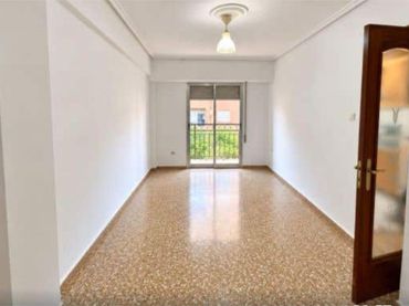 Piso en Avenida del Cid - Foto 3