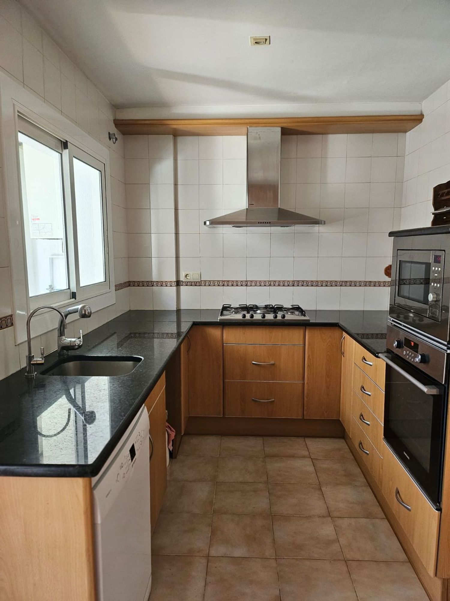 Chalet pareado en Plaza de las palmeras, 13, La Punxa-Bòbila Nova-Mas Mascort - Foto 6