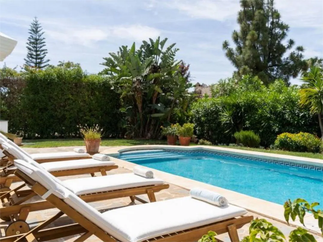 Casa adosada en  Avenida del Cortijo 5 - Foto 4