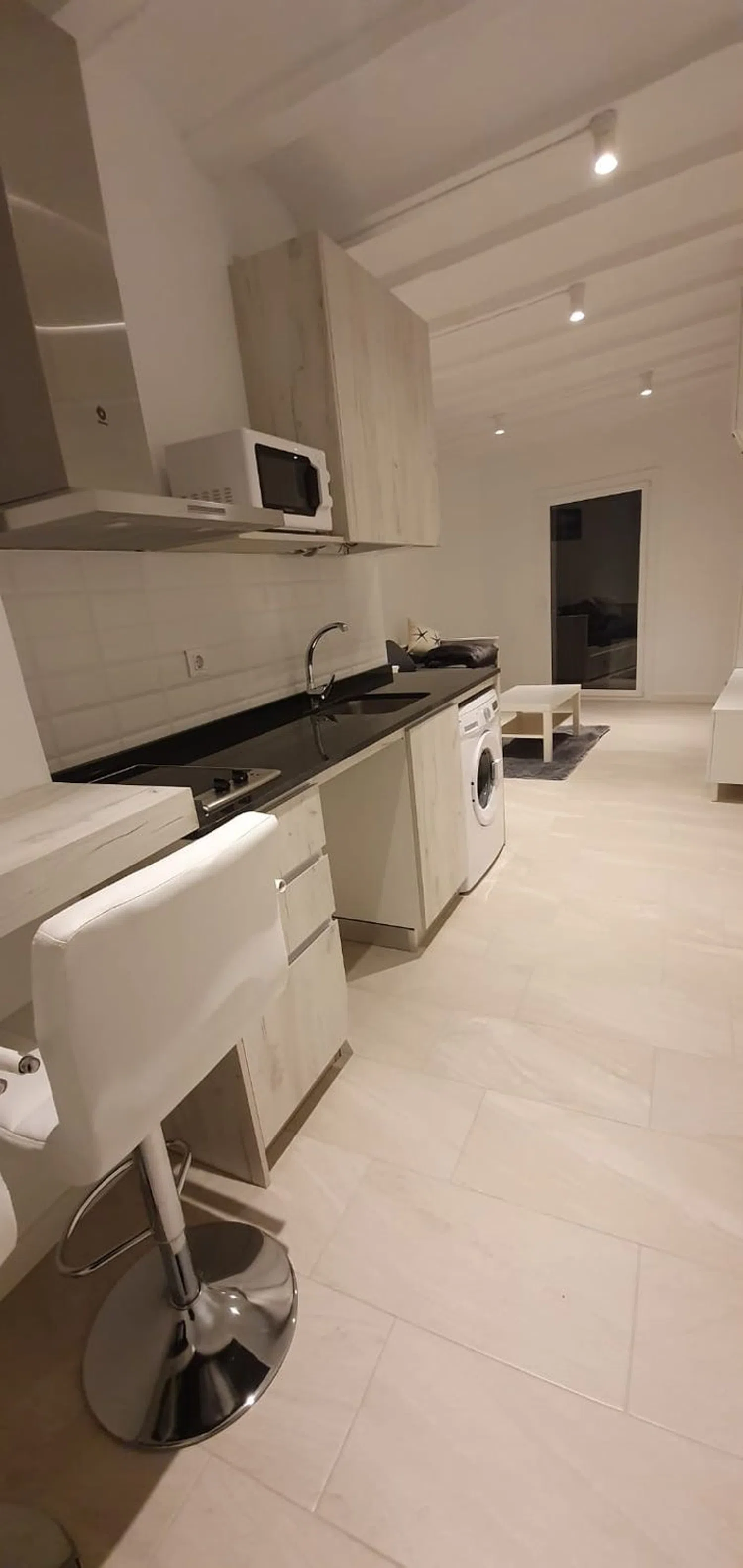 Estudio en calle dels Sombrerers, 3 - Foto 2