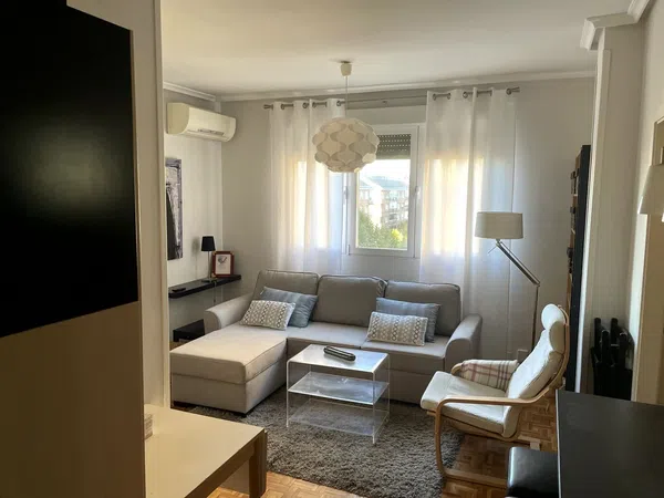 Piso en calle Orense, 12