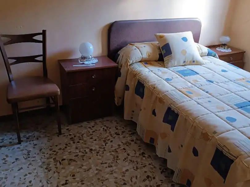 Casa adosada en  Avenida del Imperio Romano 74 - Foto 9