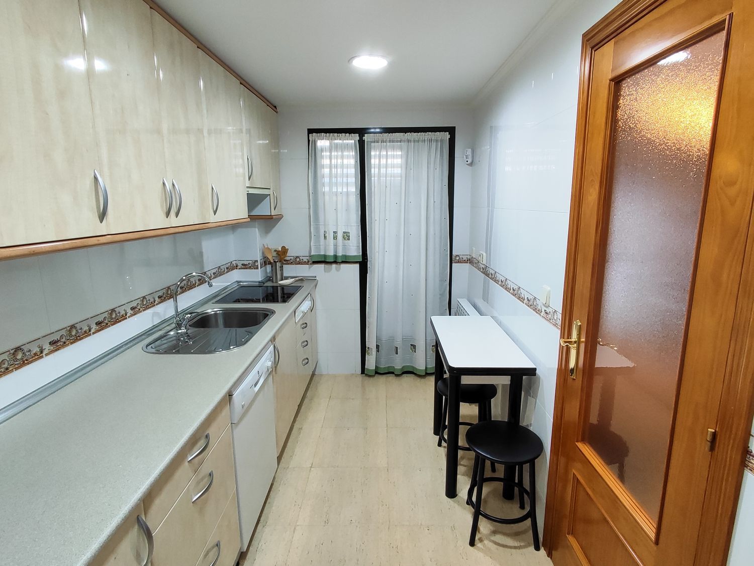 Piso en Emilia de Pablo González, 3 - Foto 2
