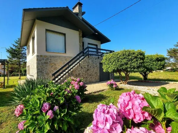 Casa o chalet independiente en Lugar Naves, 108 , 33593 Llanes, Asturias - Foto 1
