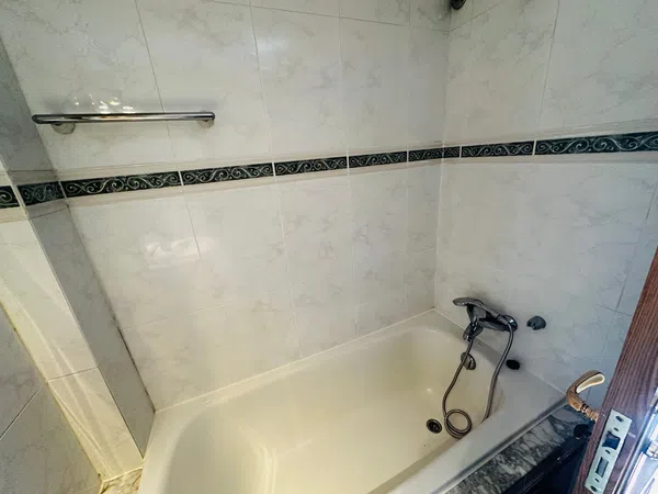 Piso en plaza de Cervantes, 1