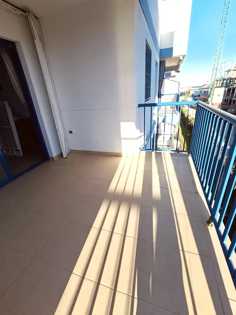 Piso en  Avinguda de València 38 - Foto 3