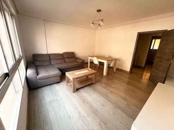 Piso en Zona Pueblo - Foto 2