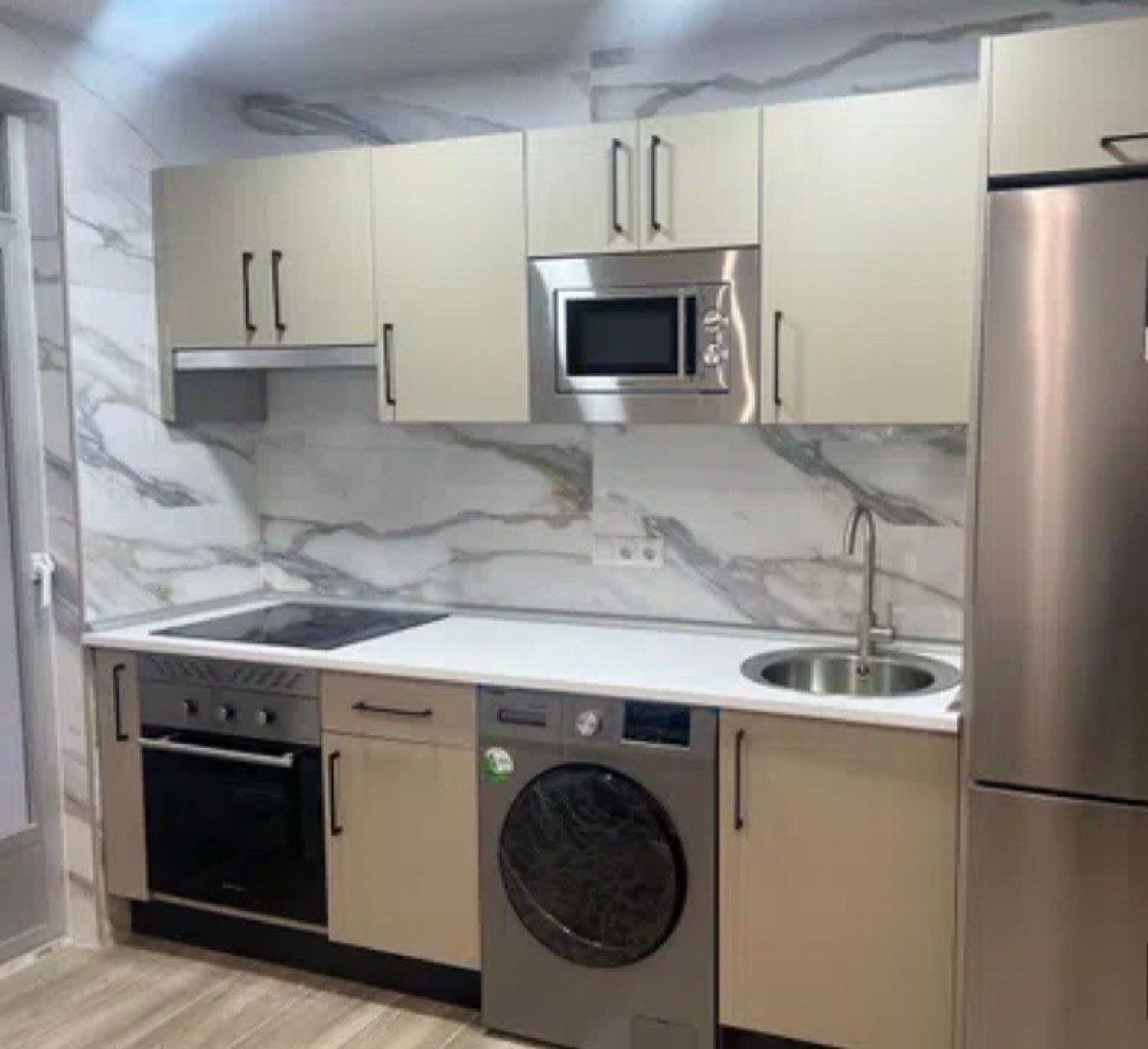 Piso en calle de Almería, 50 - Foto 14