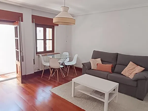 Piso en calle la Universidad, 20