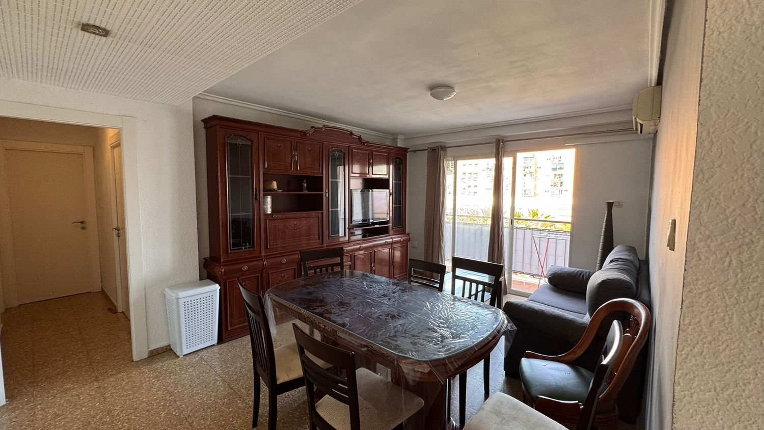 Piso en calle de Campoamor, 104 - Foto 2