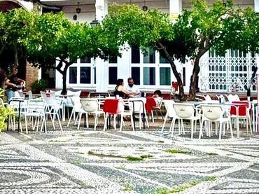 Local comercial en  Calle Pavo Real 27 - Foto 1