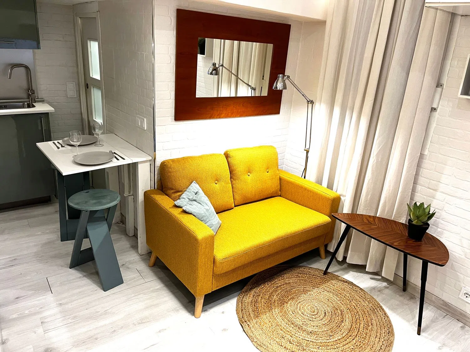 Estudio en calle de Leganitos, 14 - Foto 3