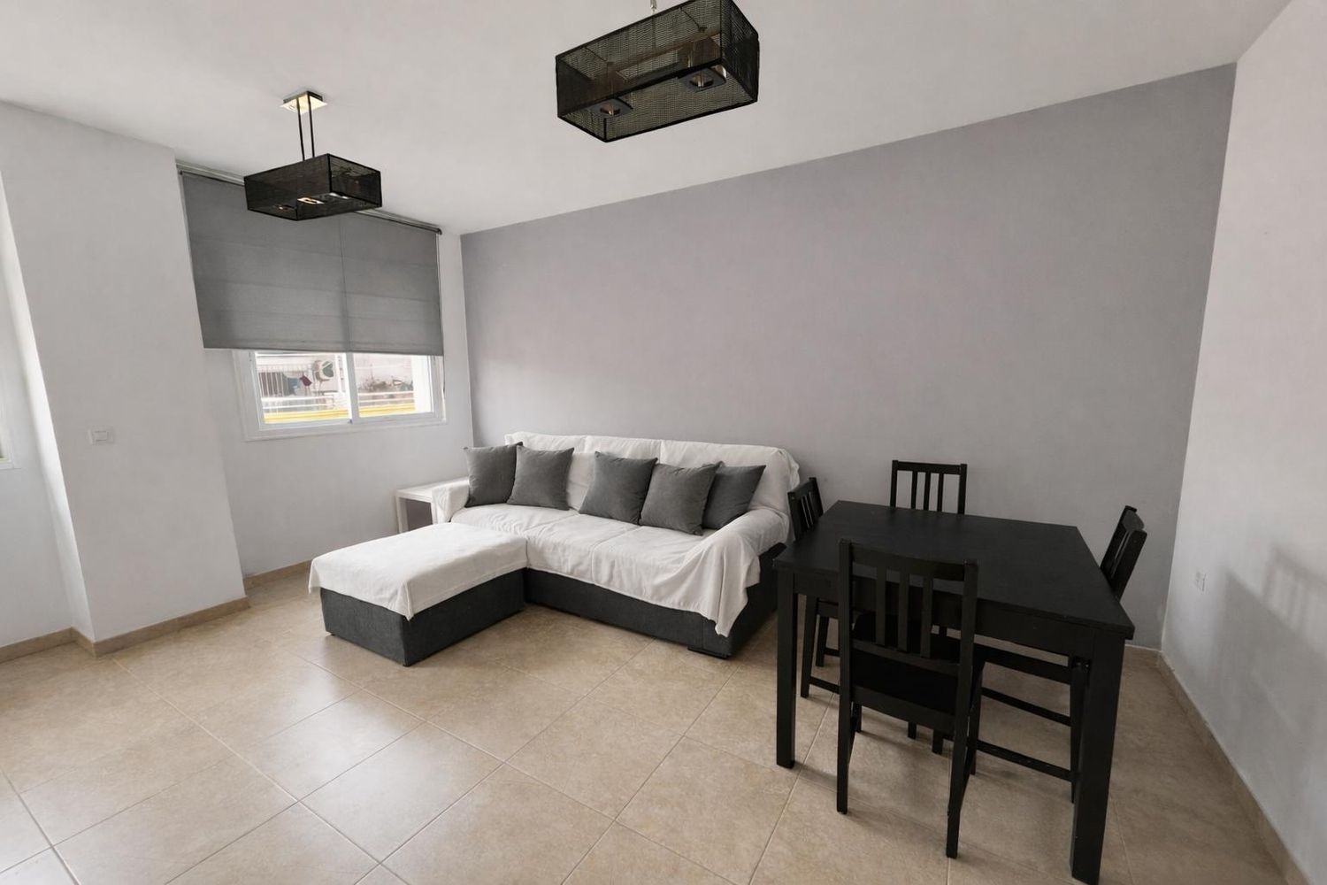 Piso en calle Tejares, 5