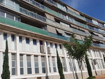Piso en  Carrer Miguel Adlert Noguerol 9 - Foto 1