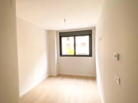 Piso en calle de Persiles y Segismunda, 42 b