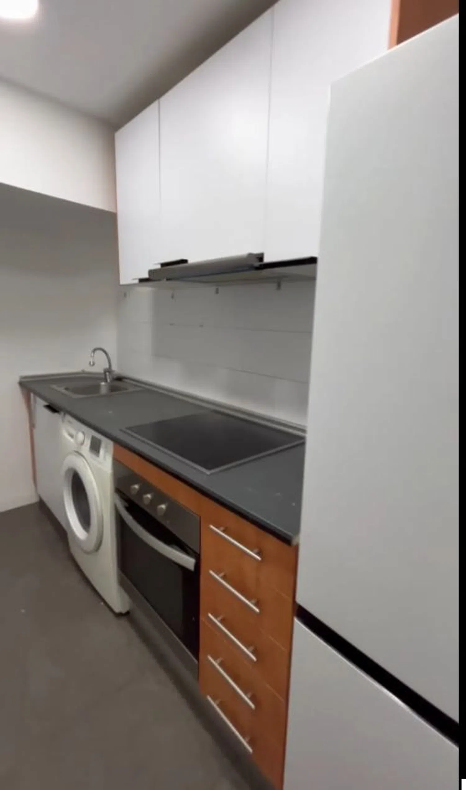 Estudio en calle d'En Roig, 17 - Foto 2