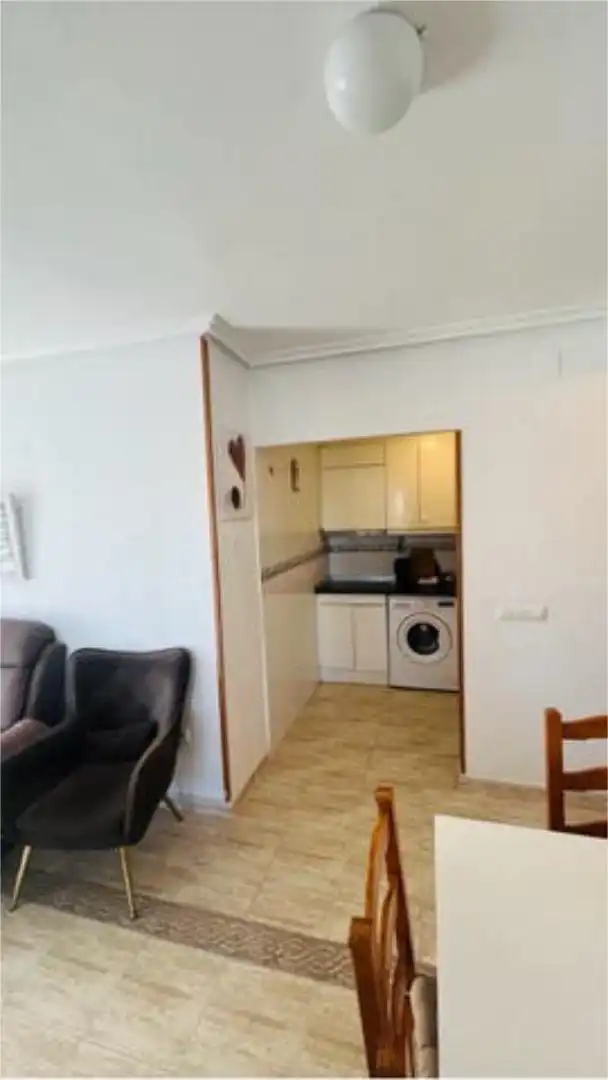 Apartamento en Torrevieja - Foto 2