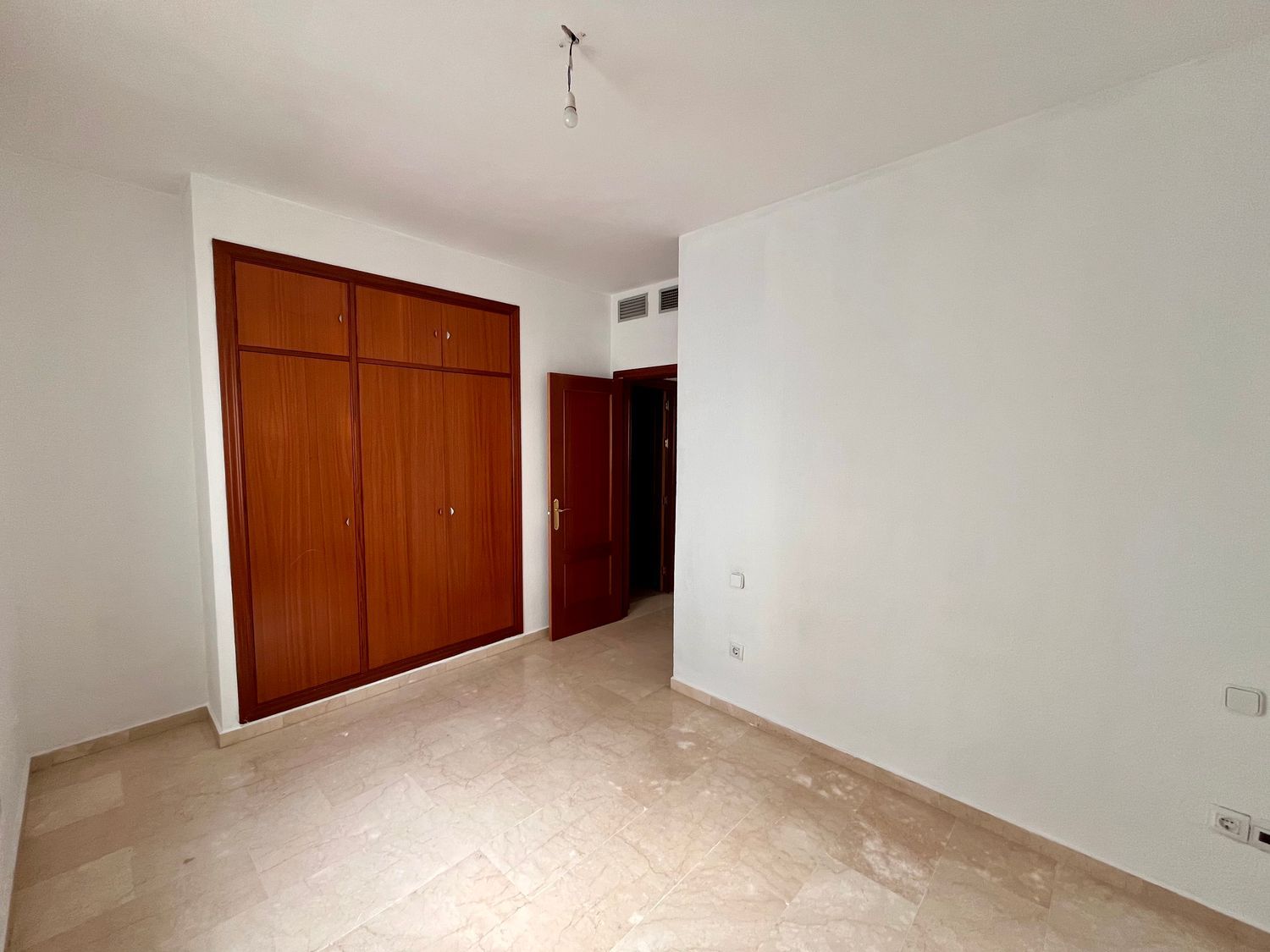 Piso en Urb. residencial los olivares Barrio Parque Alcosa - Foto 10
