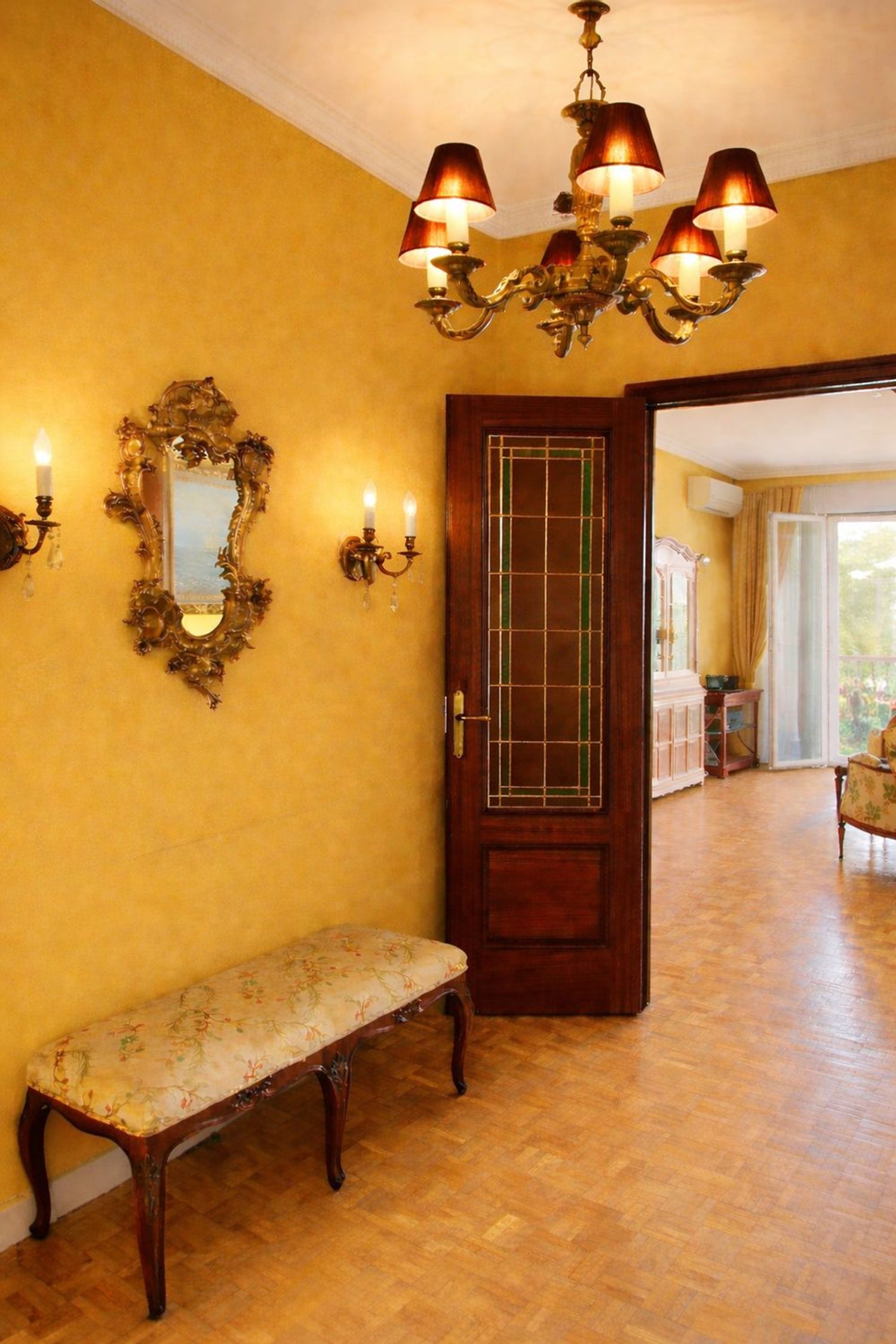 Piso en Barrio Vallehermoso - Foto 4