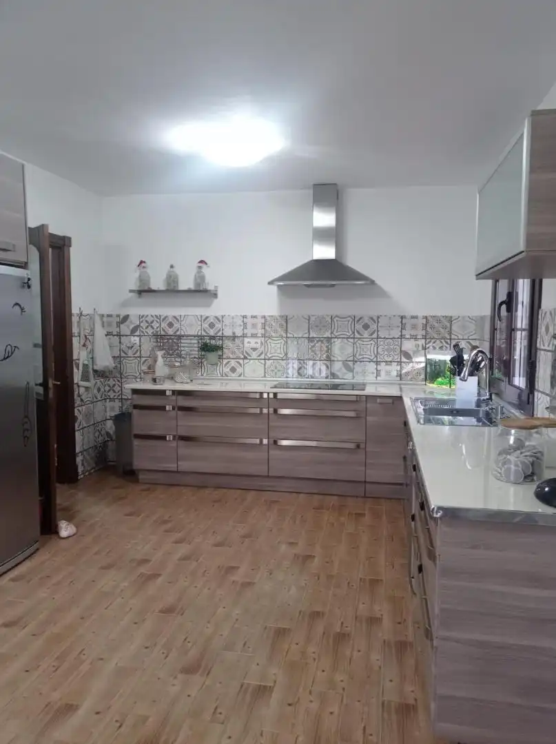 Chalet en  Calle Diputado Antonio Fernández Bolaños 17 - Foto 8