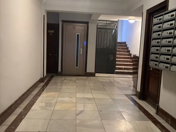 Piso en calle de Canillas, 37