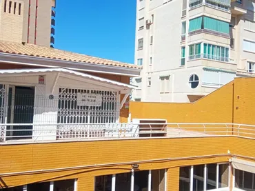 Local comercial en  Avenida Países Escandinavos 8 - Foto 2