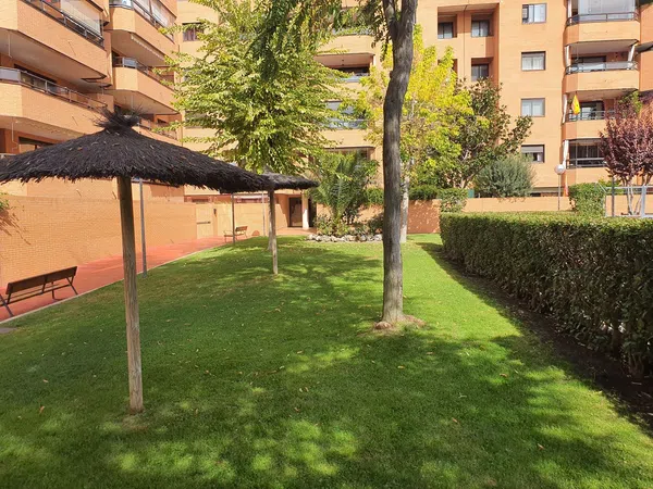 Piso en calle del Marqués de la Valdavia, 113 - Foto 2