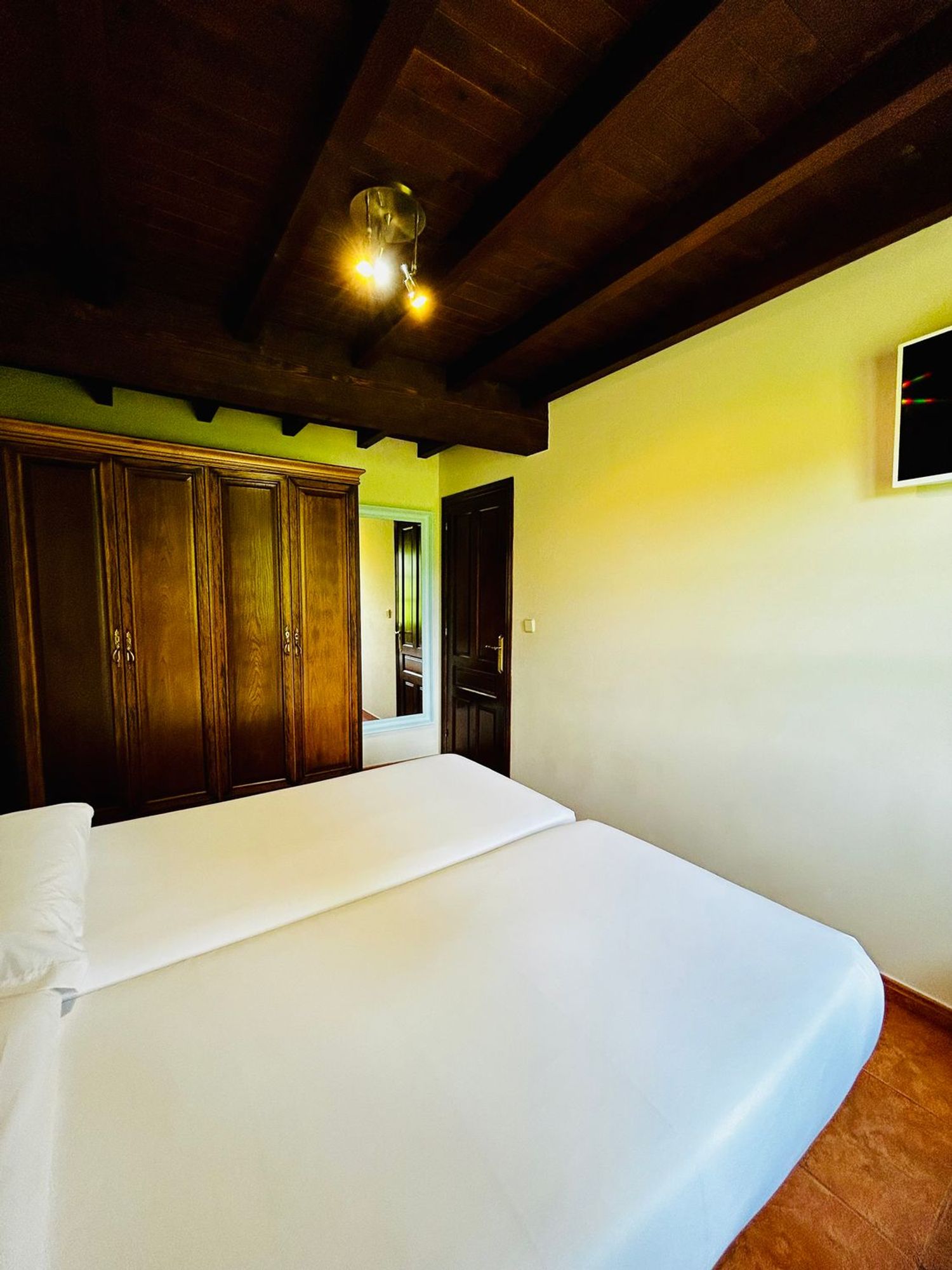Chalet adosado en Huexes s/n - Foto 4