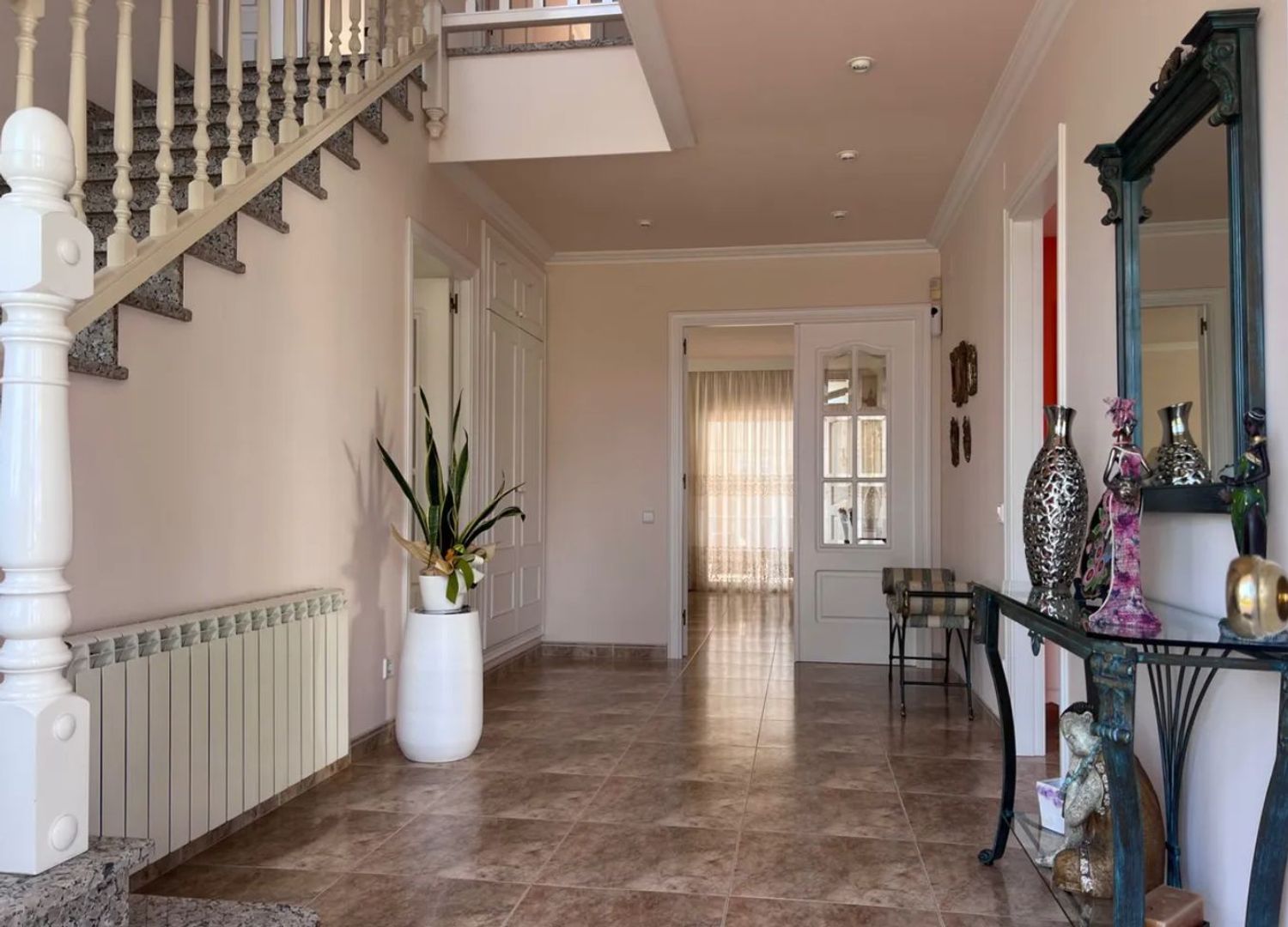 Chalet adosado en Barrio Campo de las Naciones-Corralejos - Foto 1