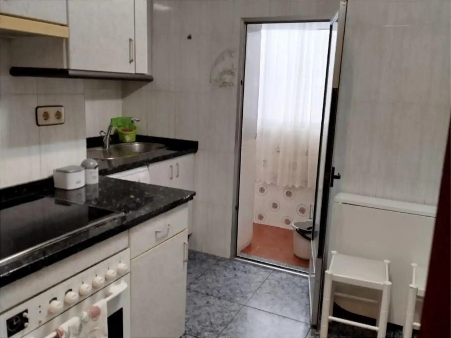 Piso en  Calle Navasfrías 7 - Foto 1