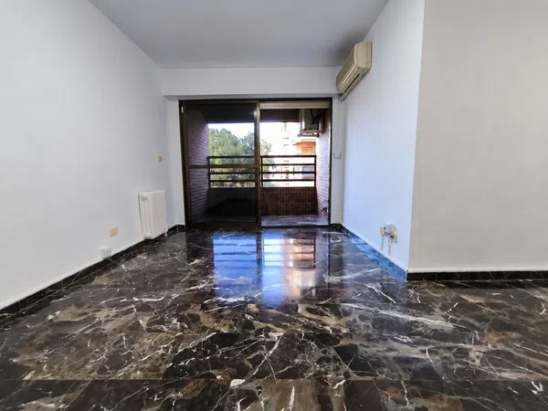 Piso en Calle Isaac Albéniz, 9 - Foto 2