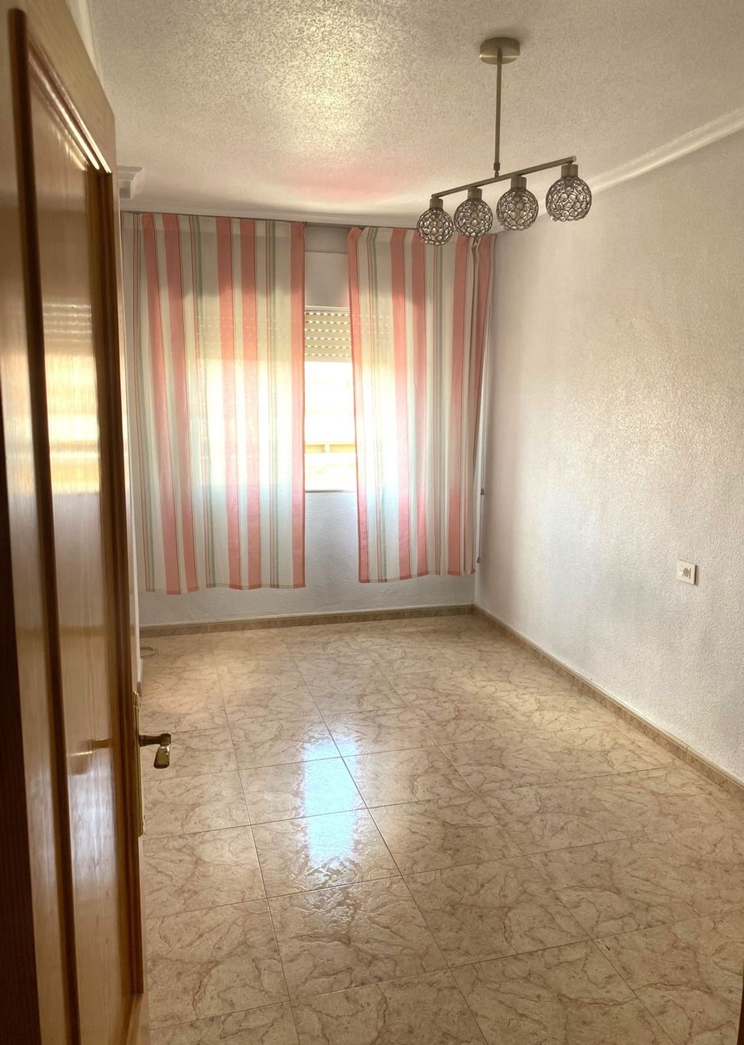 Piso en Calle Enrique Alcaraz, 1 - Foto 10
