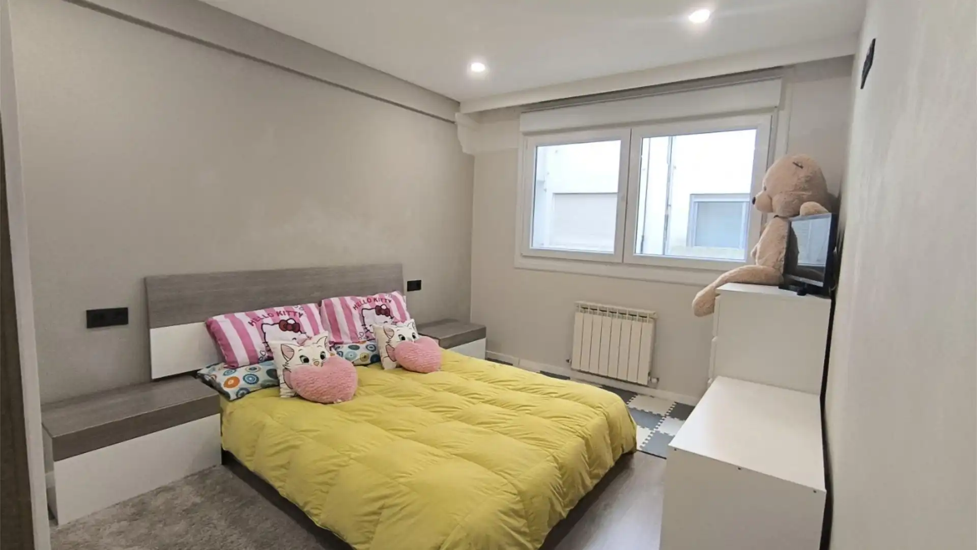 Piso en  Rúa do Conde de Torrecedeira 60 - Foto 11