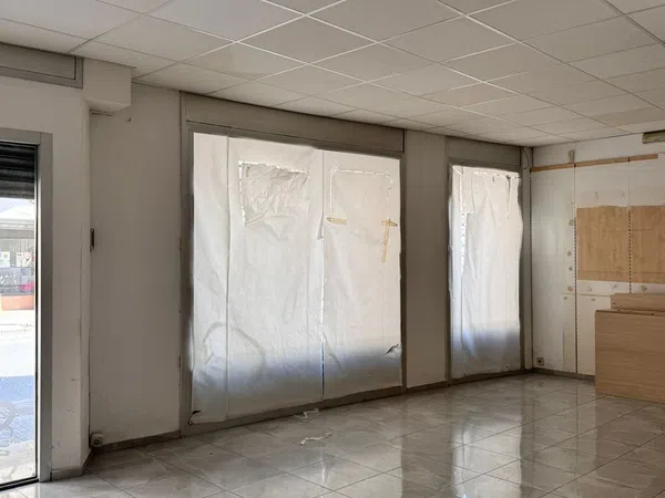 Local en Avenida de l'Onze de Setembre, 5 D - Foto 3