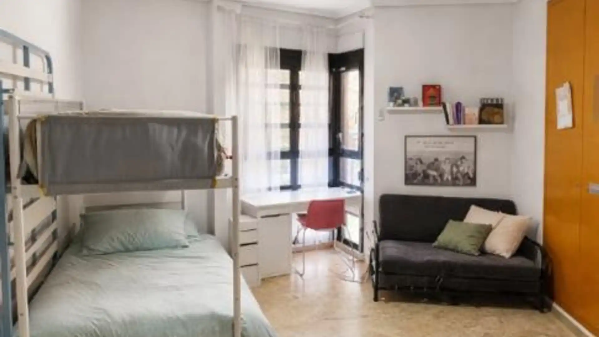 Piso en  Carrer de Fontanars dels Alforins 17 - Foto 4