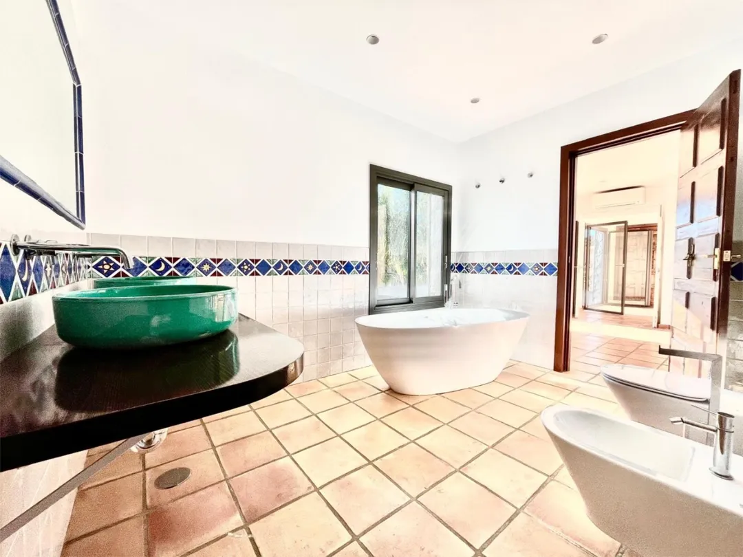 Piso en  Calle Benaojan 6 - Foto 11