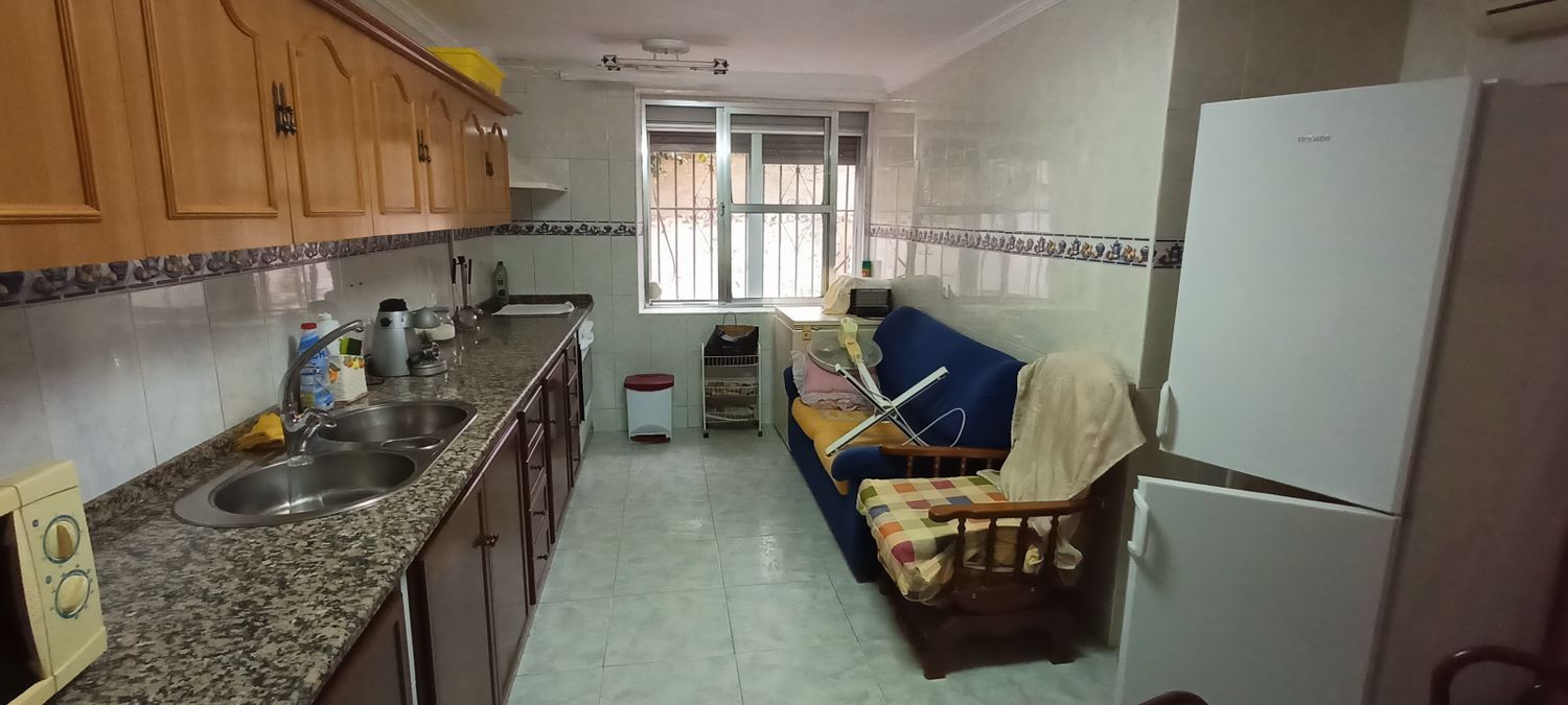Chalet adosado en Avenida de la Constitucion, 17 - Foto 9