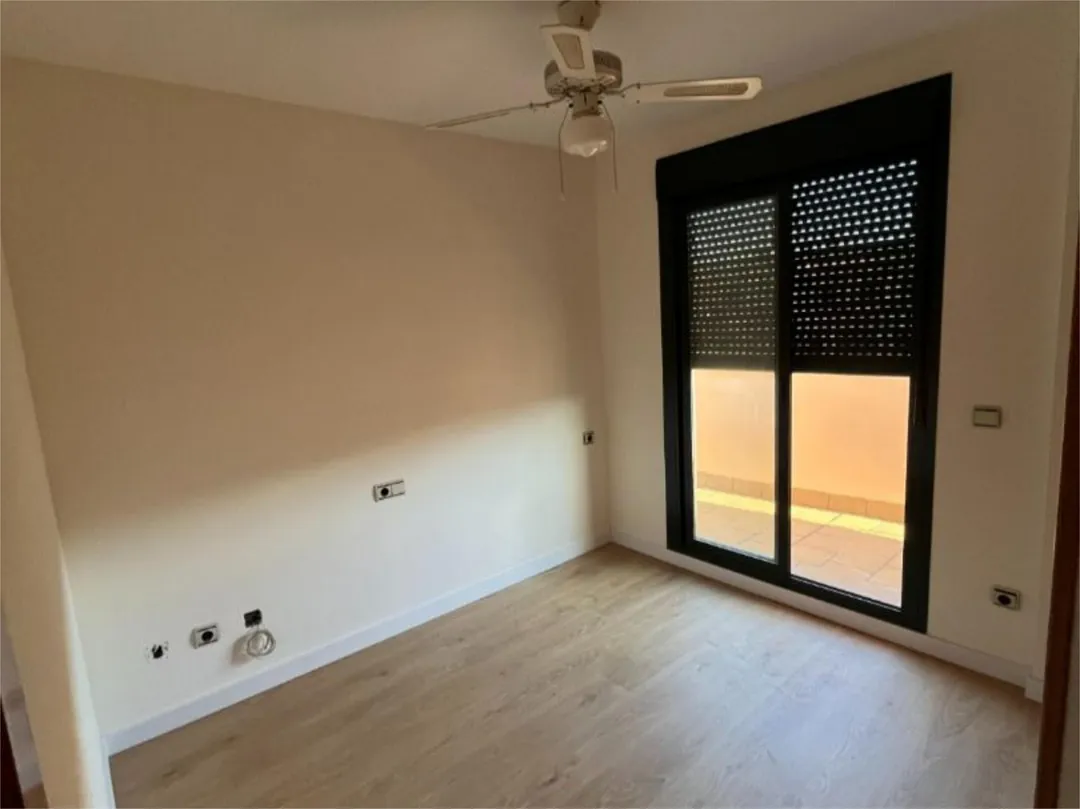 Piso en  Carrer de Josep d'Oleza 4 - Foto 13