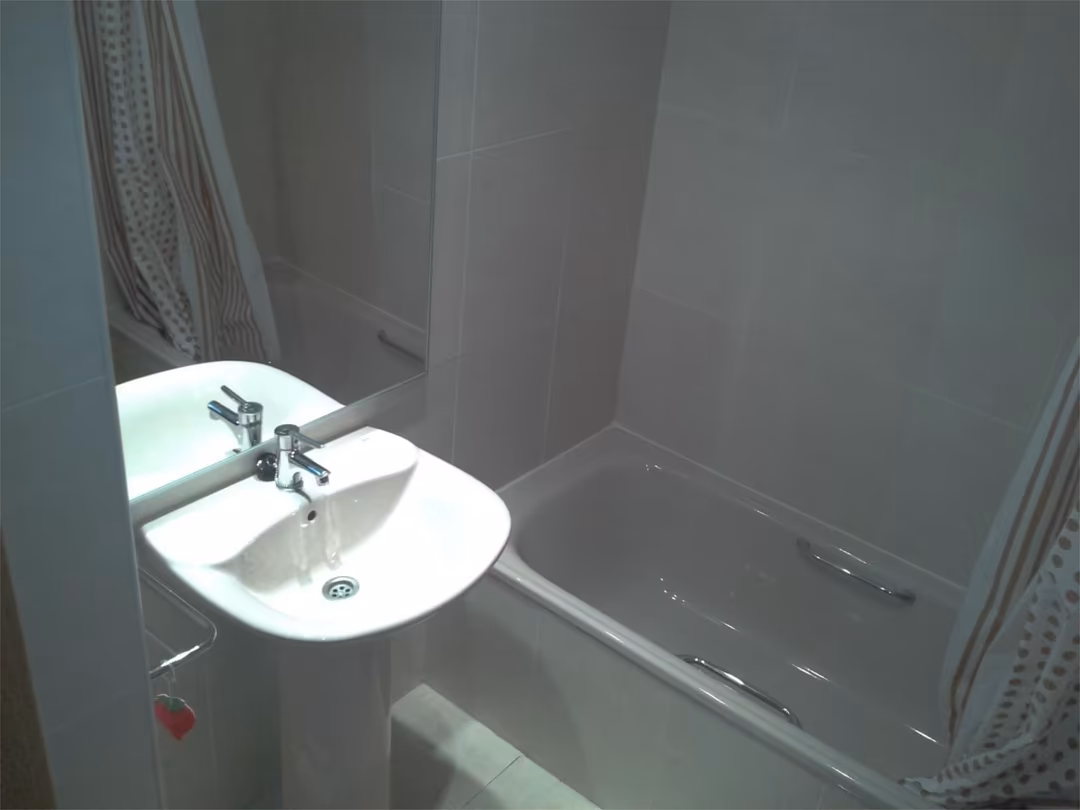 Piso en  Calle de Belfast 13 - Foto 8