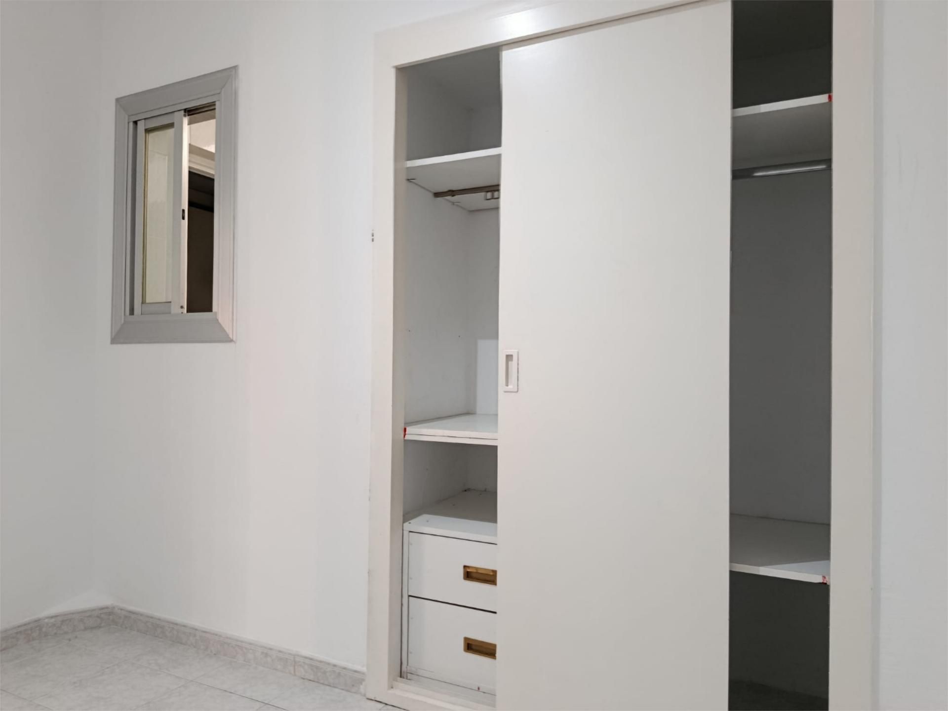 Piso en  Carrer de Larra 4 - Foto 11