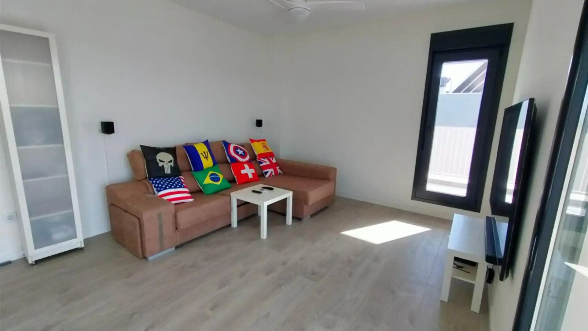 Piso en  Calle Carlos Benítez Saurel 14 - Foto 3