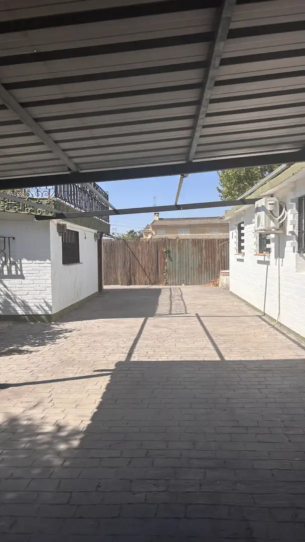 Chalet en  Avenida Peñafiel 1 - Foto 12