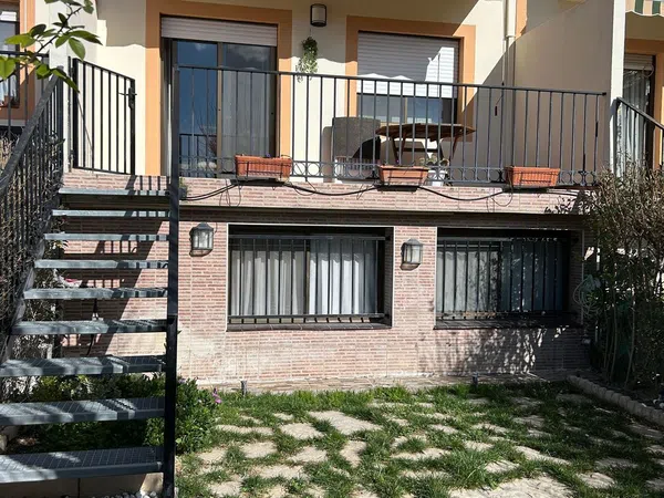 Chalet adosado en Calle de Alonso de Villalpando, 17, Cartuja Baja - Foto 11