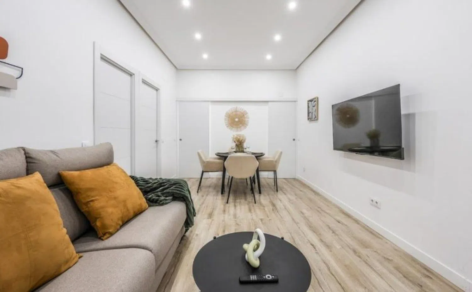 Piso en calle galdo, 3 - Foto 2