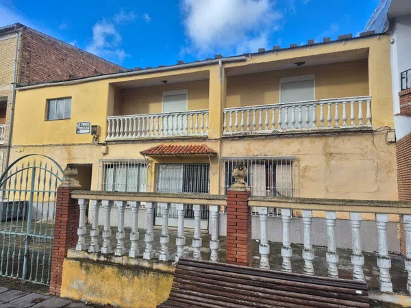 Casa de pueblo en Avenida Andalucía s/n - Foto 1