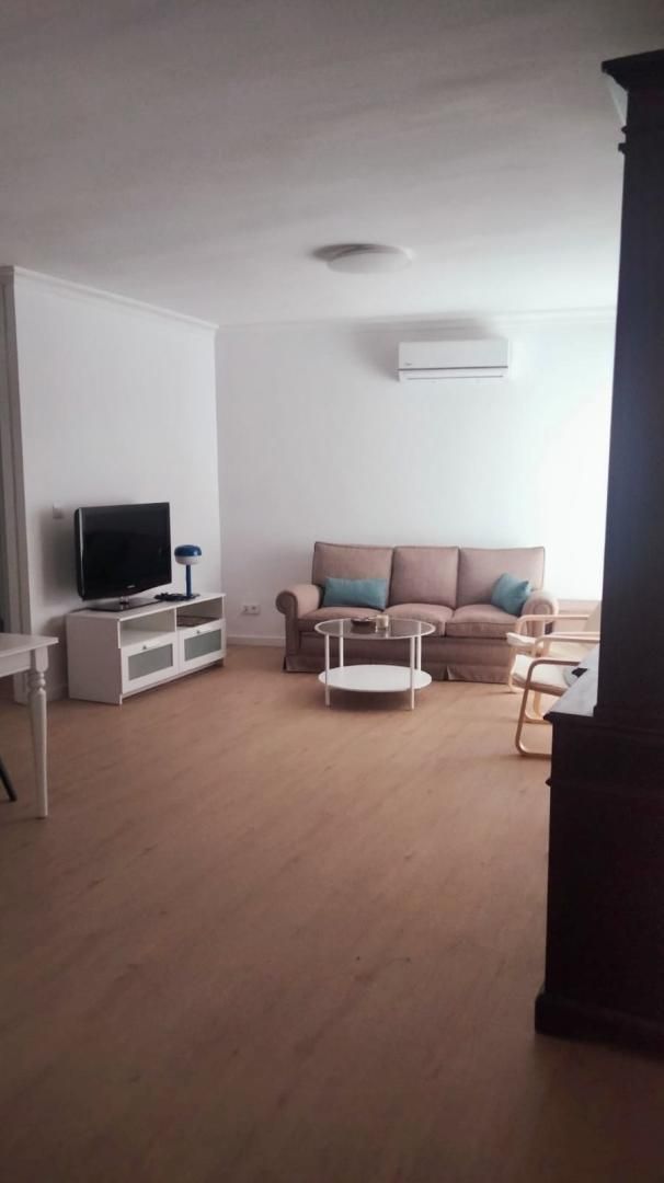 Piso en  Calle Luis Montoto 88