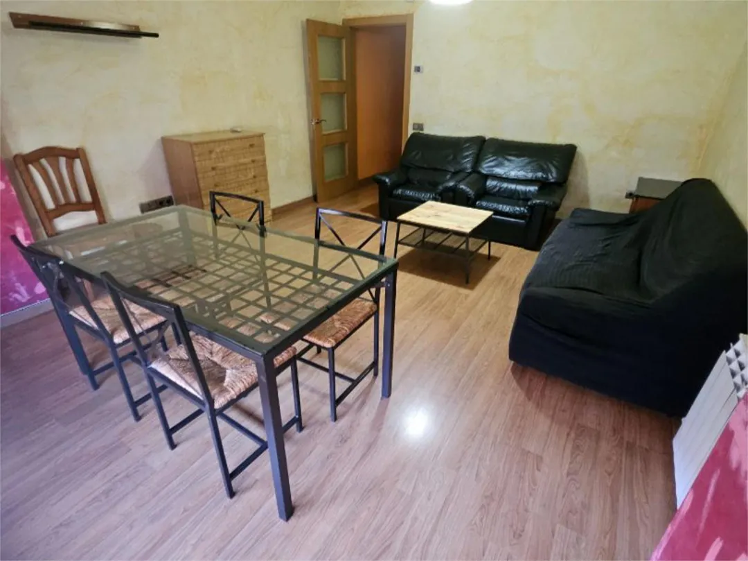 Piso en  Avinguda de les Garrigues 38 - Foto 2