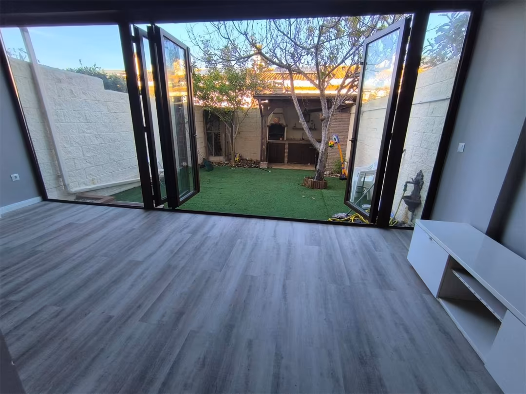 Casa adosada en  Calle Escritora Elena Fortún 74 - Foto 11